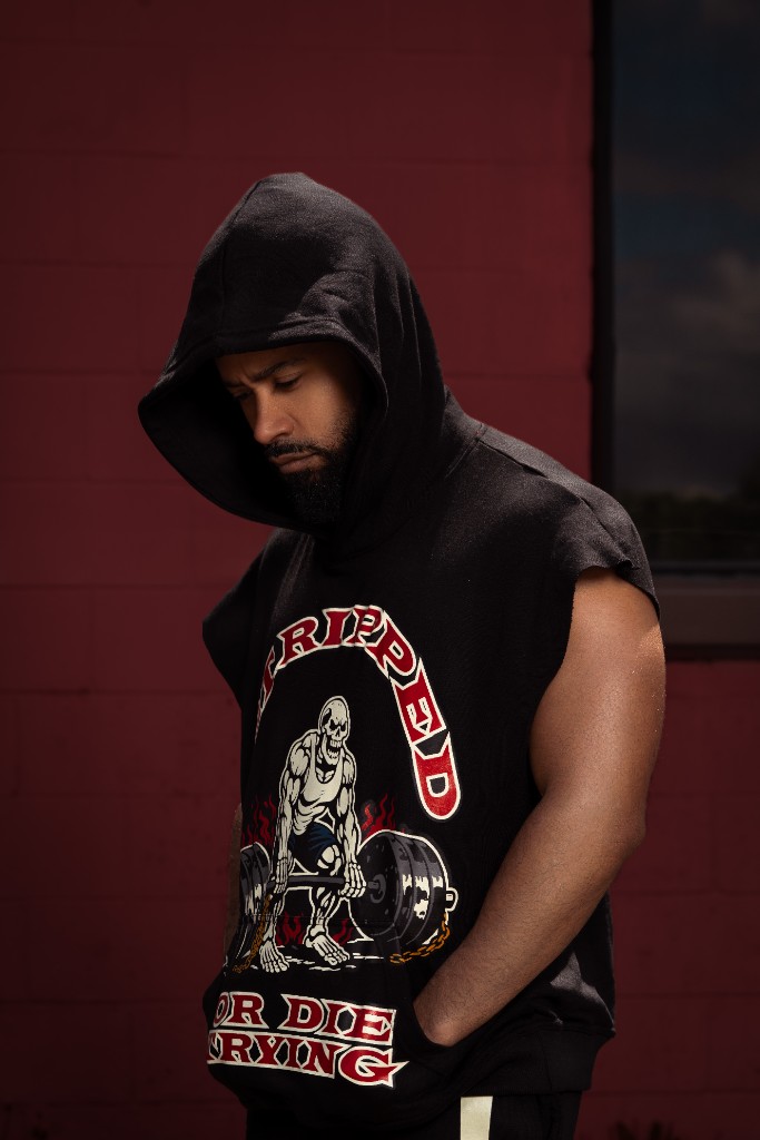 Heavyweight hooded cutoff in black
